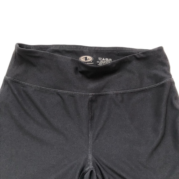 Athletic Biking Shorts - Picture 4 of 6
